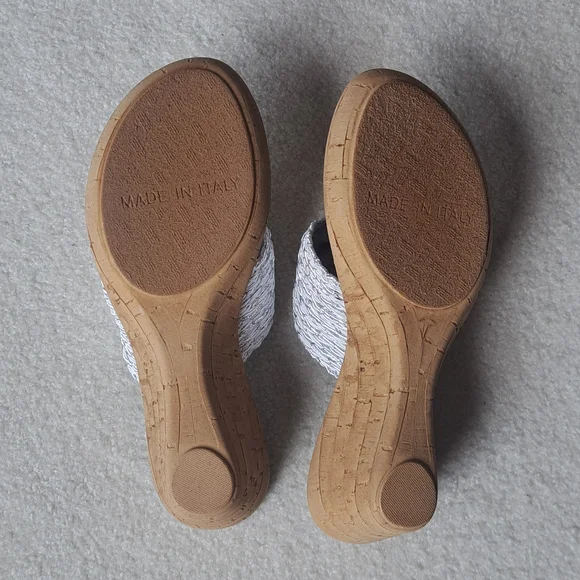 Italian Shoemakers Silver Sandals with Braided Straps - Picture 3 of 4